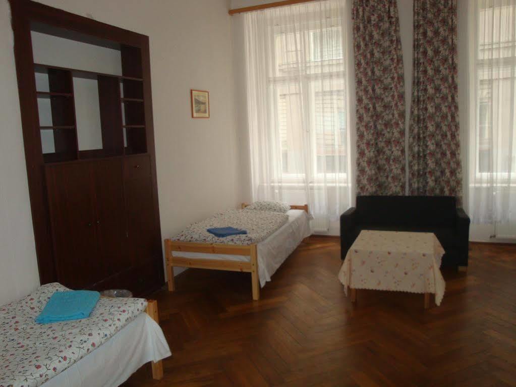 Gallery Hostel Praha Eksteriør bilde